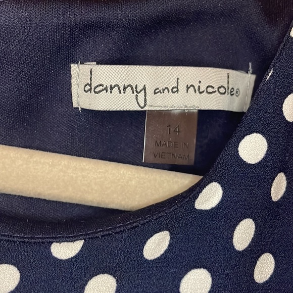 Navy & white Danny & Nicole polka dot swing dress with belt - Picture 2 of 8
